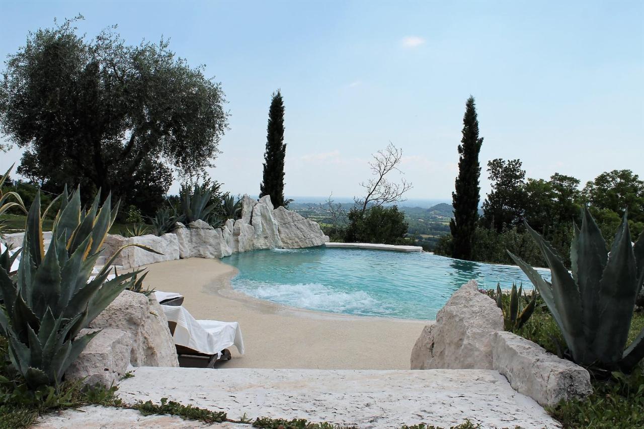 B&B Le Agavi Borso del Grappa Bagian luar foto