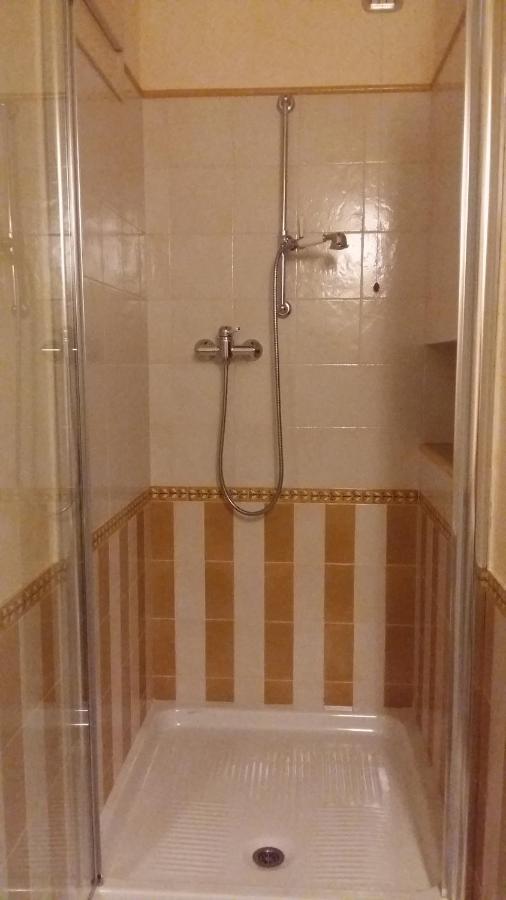 B&B Le Agavi Borso del Grappa Bagian luar foto