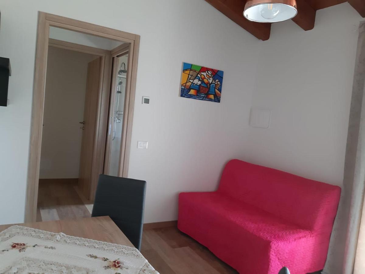 B&B Le Agavi Borso del Grappa Bagian luar foto